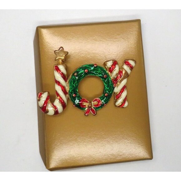 Joy Christmas Brooch 2" Gold Tone Pin Candy Cane Wreath Spellout Design New - Picture 6 of 13